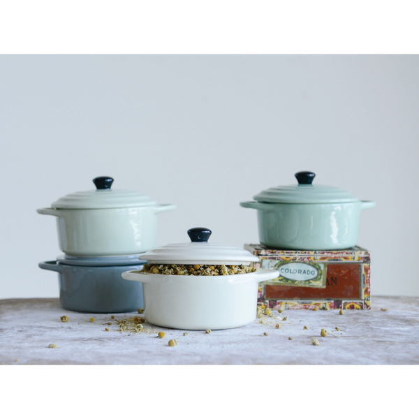 Stoneware Mini Baker with Lid, 4 Colours