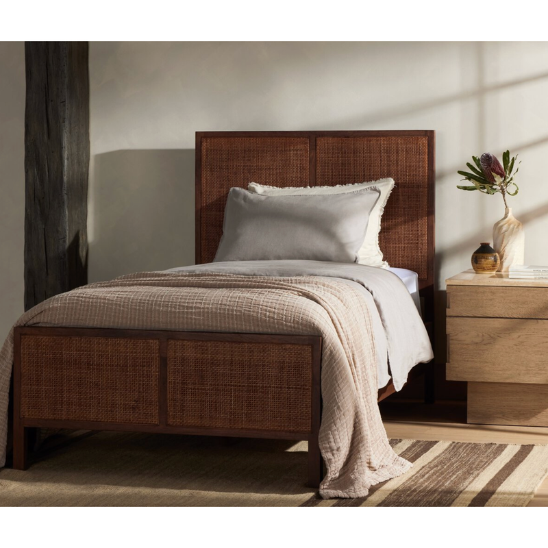 Sydney Bed