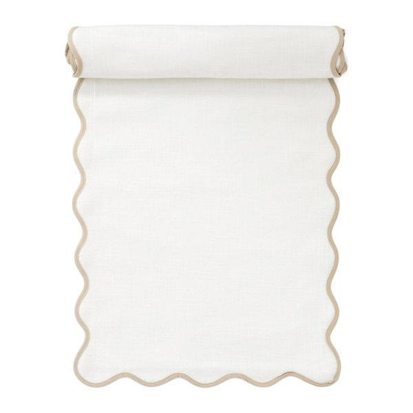 Scallop Edge Table Runner