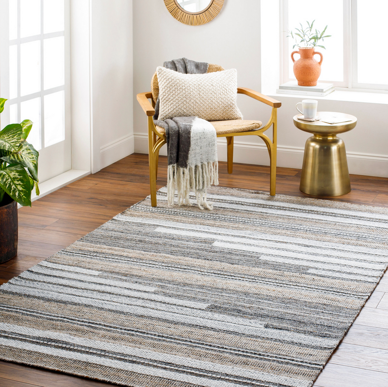 Azalea Rug in Tan/Black