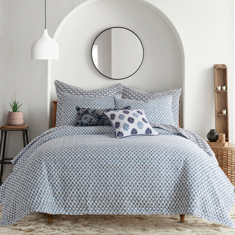 Aditya Quilt Set