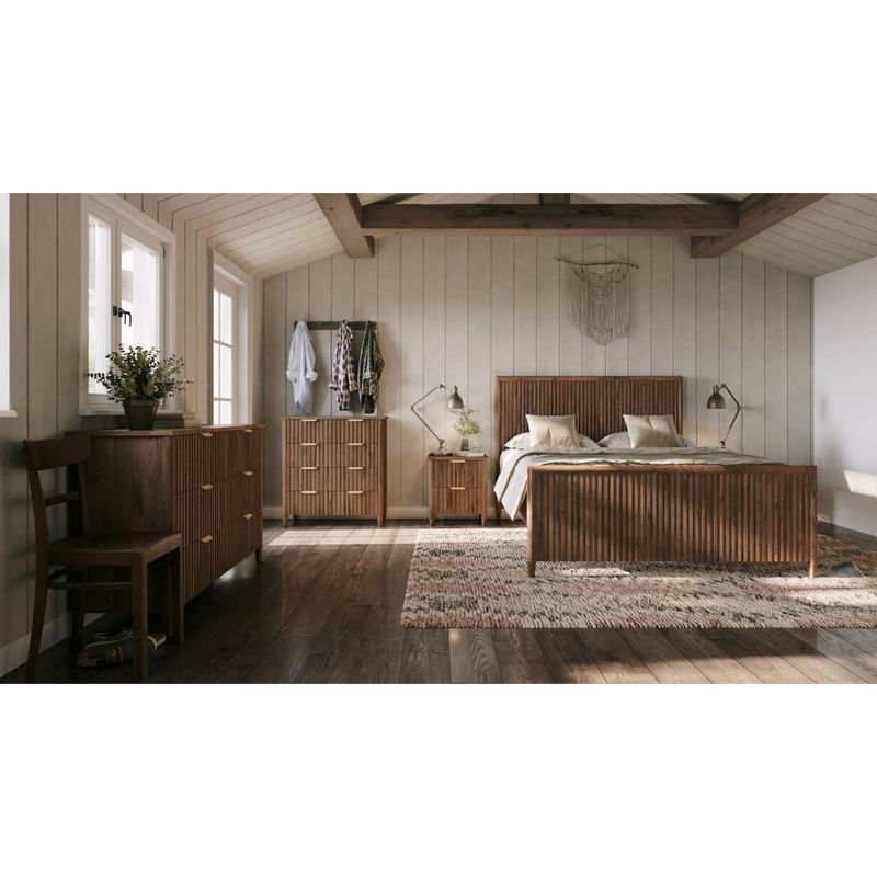 Britanica Nightstand