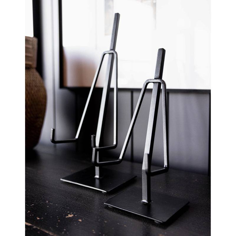 Black Iron Easel Stand