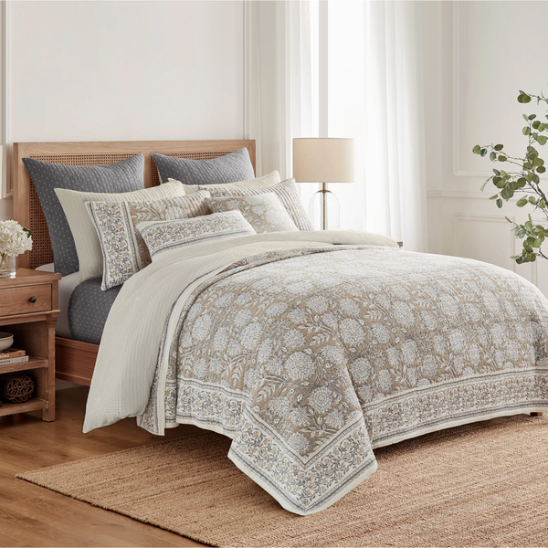 Adare Quilt Set