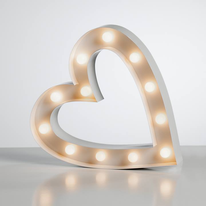Marquee LED Lighted Metal Heart - White