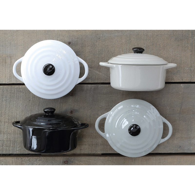 Stoneware Mini Baker with Lid, 4 Colours